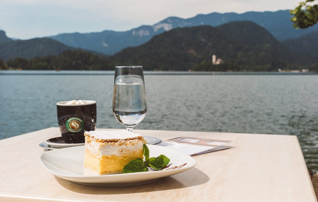 Mouth-watering desserts on the shores of Lake Bled